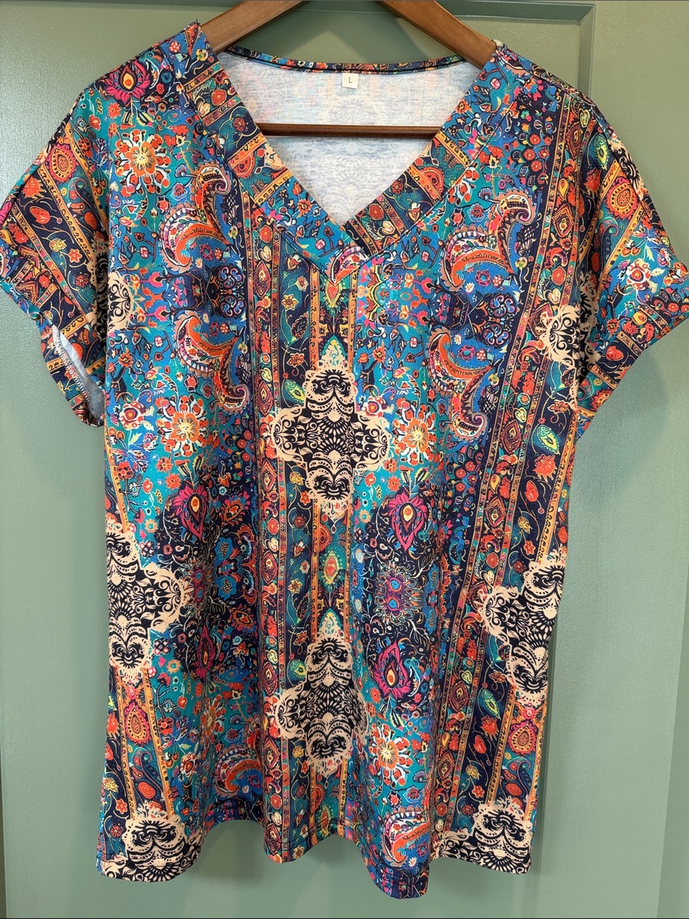 V-Neck Short Sleeve Multicolor Medallion Print Women's Tee